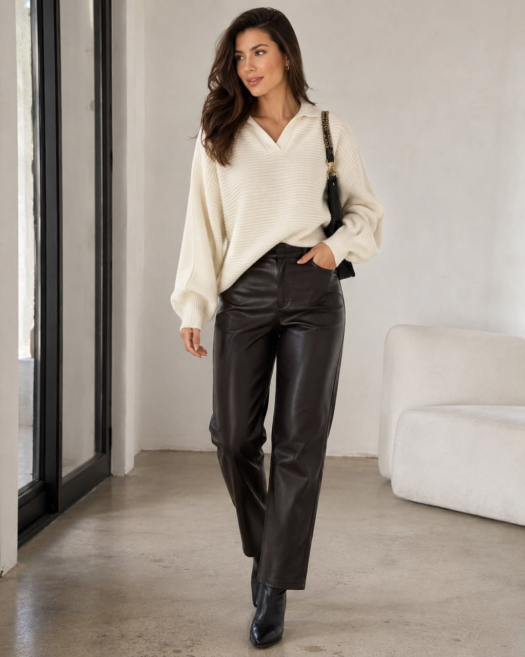 Sweater Amalia Acanalado con Cuello en V – Crema, Taupe y Chocolate